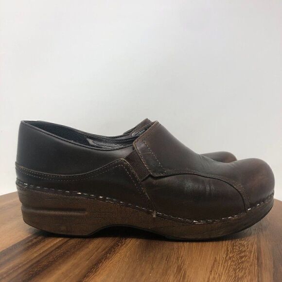 Dansko Phoebe Brown Leather Professional Clogs Shoes Women's 38 EU / 7.5-8 US - Picture 1 of 10